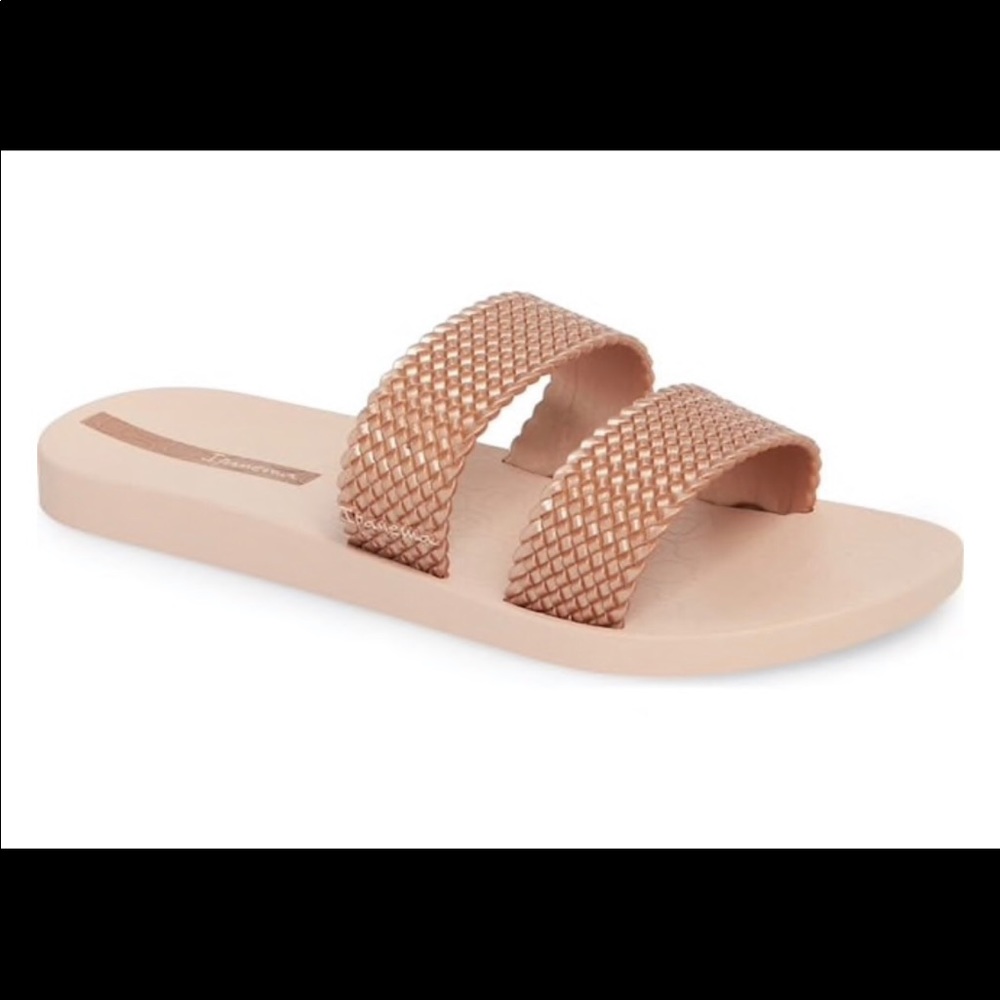 Brand New Ipanema City Slide Sandals, Size 4/5